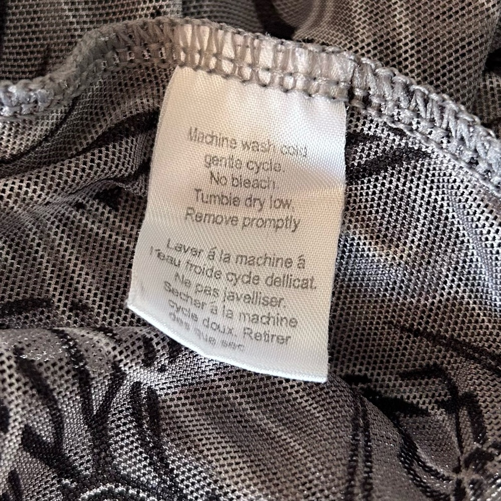 Harley-Davidson Women's Sheer Grey Graphic Top 90s Y2K - Picture 6 of 7